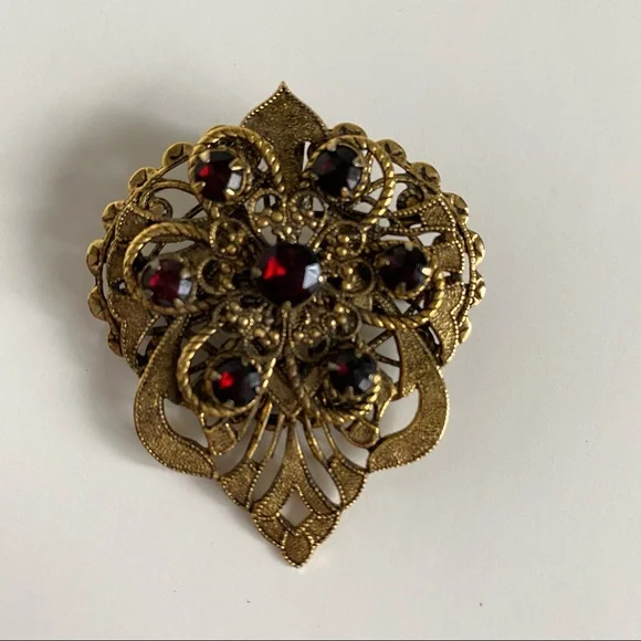 Vintage Jewelry Vintage Ruby Red Gold Bronze Broach Pin